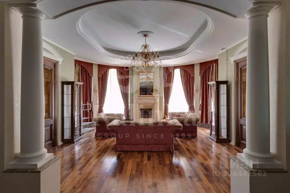 Дом в Московская область, Истра муниципальный округ, д. Чесноково ул. ... - Фото 1