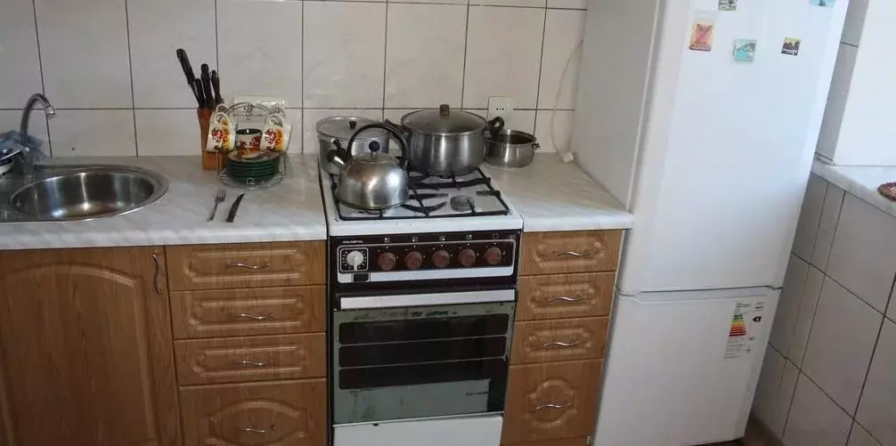 3-к кв. Омская область, Омск просп. Мира, 60 (77.0 м) - Фото 1