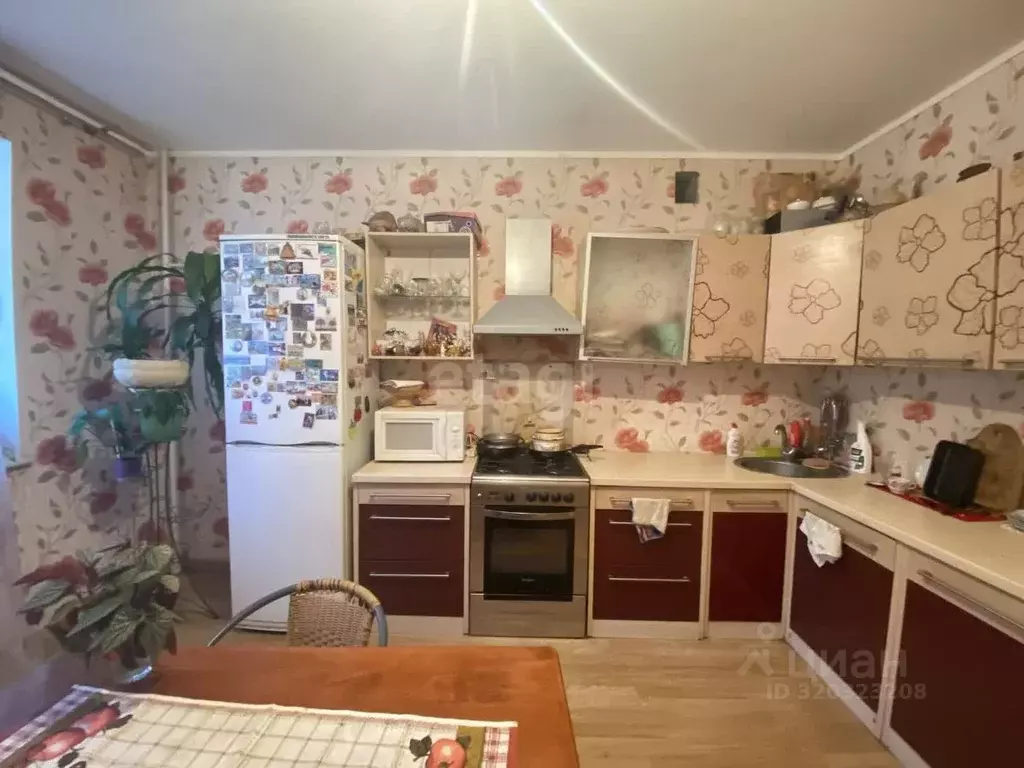 2-к кв. Воронежская область, Воронеж пер. Здоровья, 90а (74.0 м) - Фото 0
