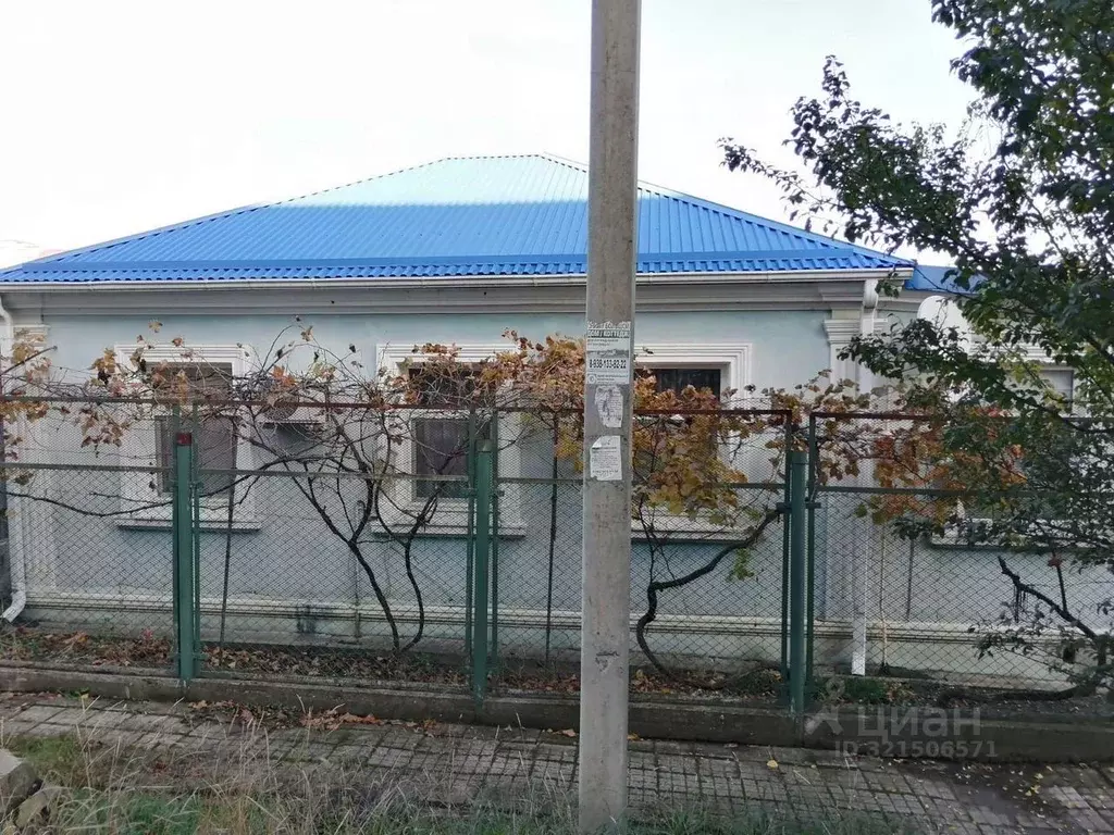 Дом в Краснодарский край, Новороссийск ул. Гайдара (93 м) - Фото 1