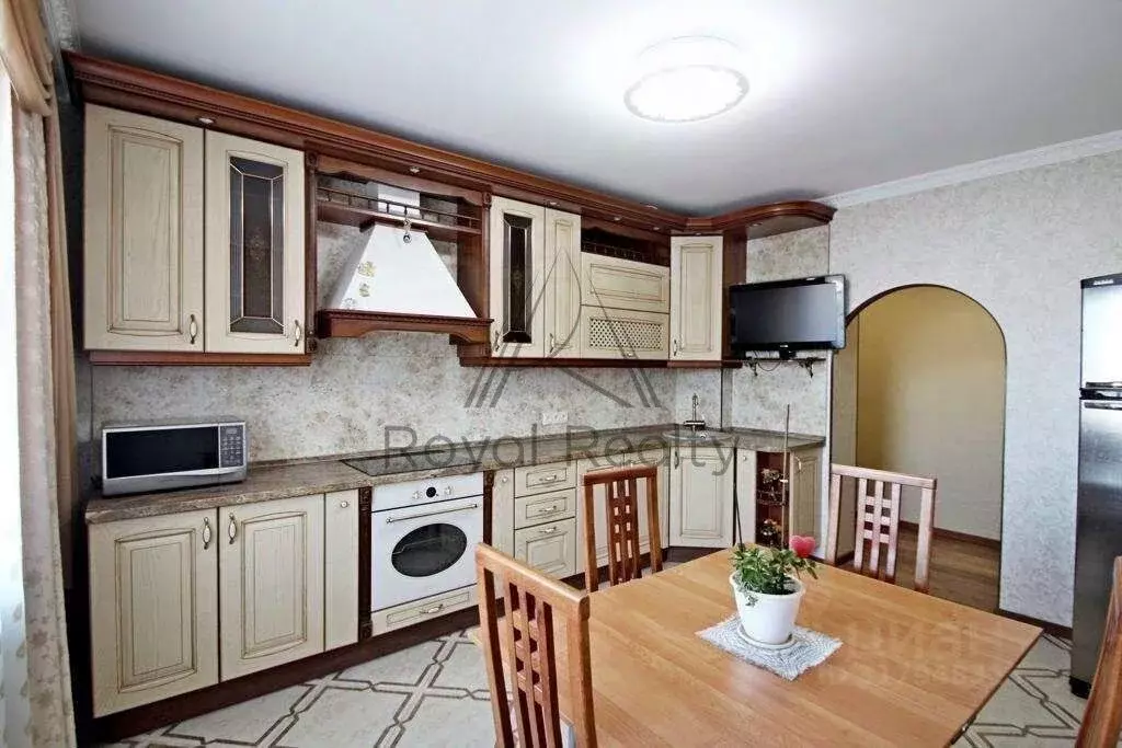 3-к кв. Санкт-Петербург ул. Кораблестроителей, 36/1 (80.0 м) - Фото 0