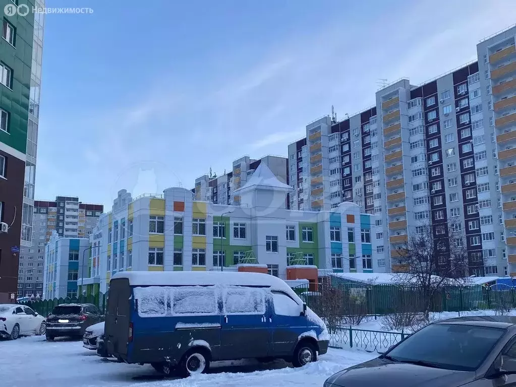 Квартира-студия: Тюмень, улица Дмитрия Менделеева, 14 (30.2 м) - Фото 1