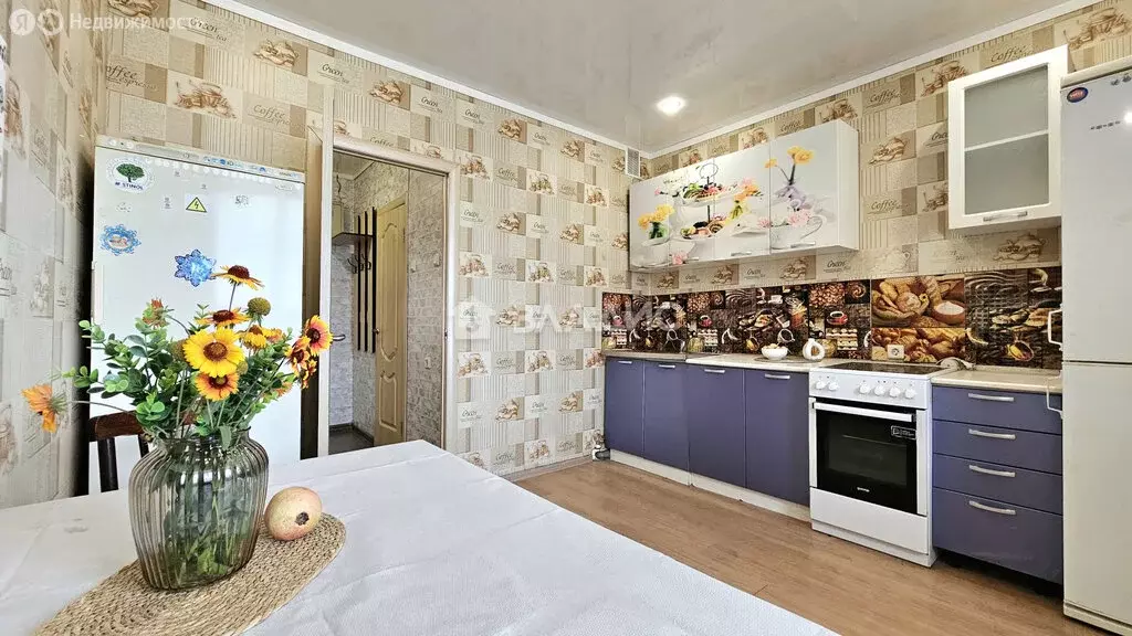 1-комнатная квартира: Липецк, улица И.В. Свиридова, 8 (40.7 м) - Фото 1