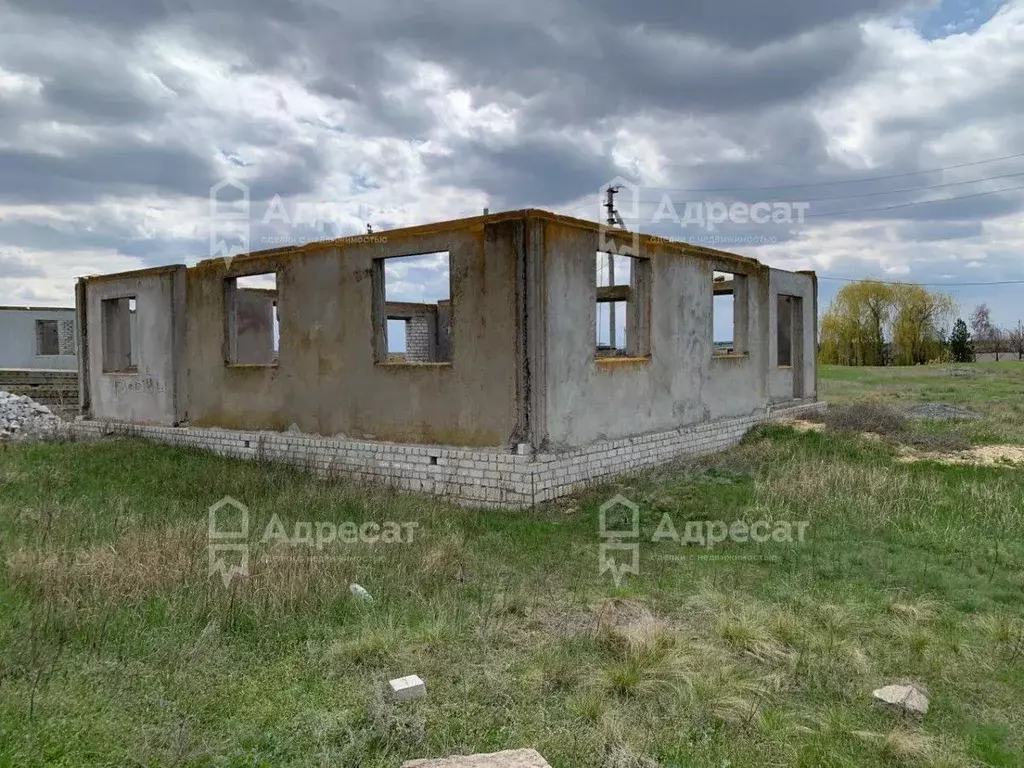 Участок в Волгоградская область, Волгоград Поселок Водный тер., ул. ... - Фото 1