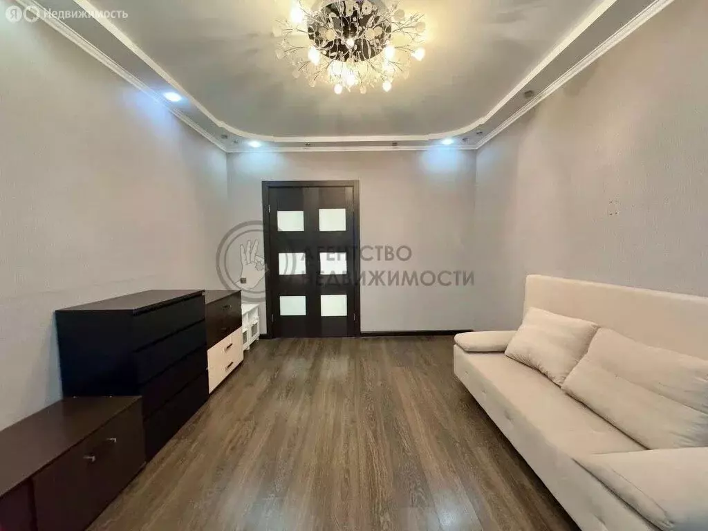 2-комнатная квартира: Казань, улица Достоевского, 40 (98 м) - Фото 1