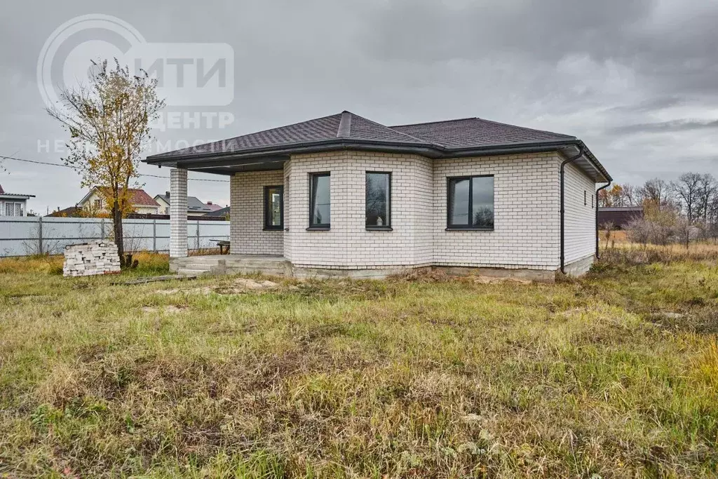 Дом в Воронежская область, с. Новая Усмань, Радуга мкр ул. Южная, 2 ... - Фото 2