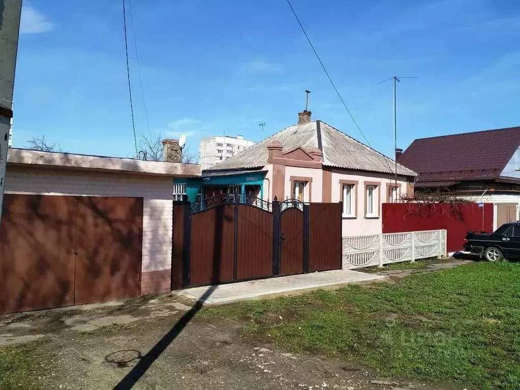 Дом в Белгородская область, Белгород ул. Железнякова, 8А (67 м) - Фото 1