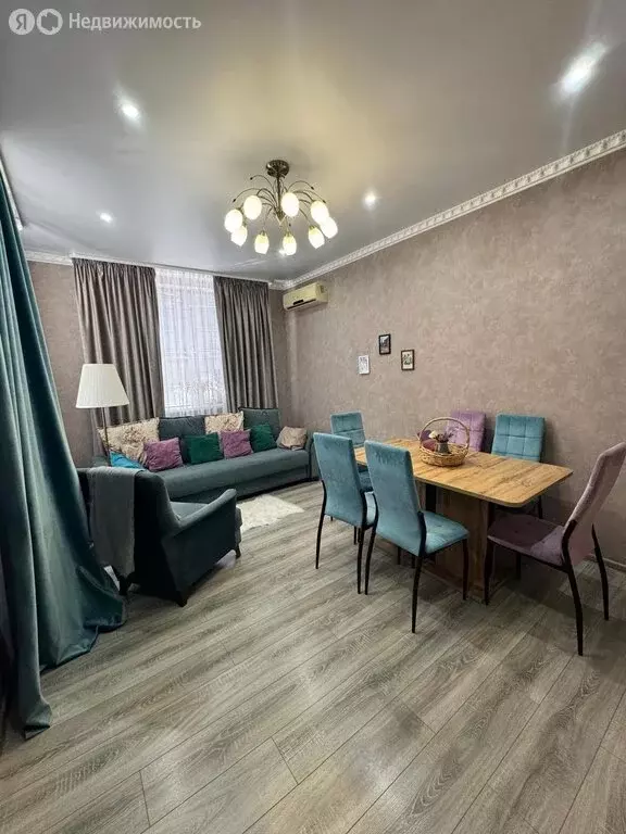 2-комнатная квартира: Краснодар, улица Шумана, 2 (80 м) - Фото 1