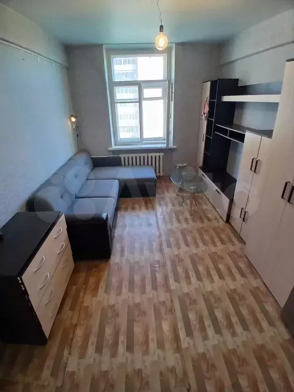 Комната 15,4 м в 4-к., 5/5 эт. - Фото 1