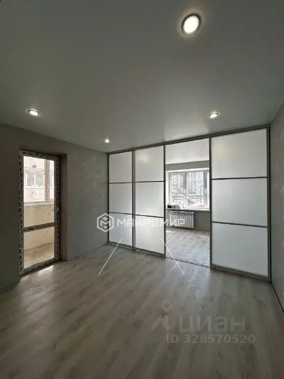 1-к кв. Брянская область, Брянск Литейная ул., 69 (47.02 м) - Фото 1