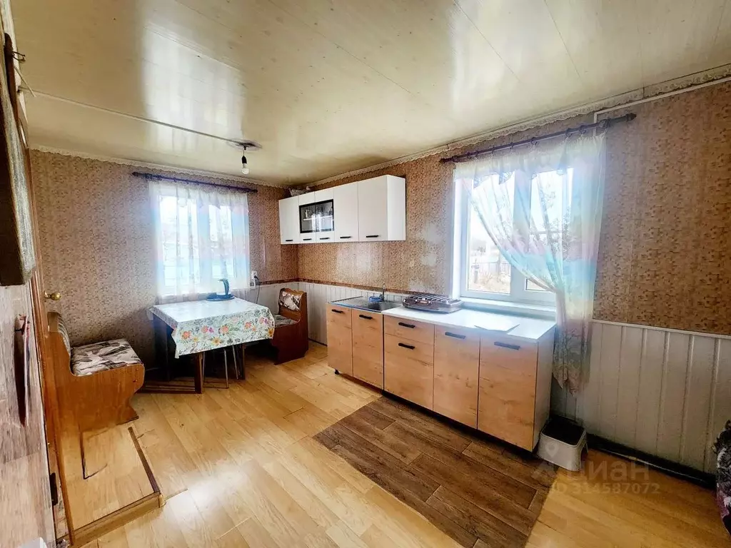 Дом в Калужская область, Жуковский район, Троицкое с/пос, с. Остров 41 ... - Фото 2