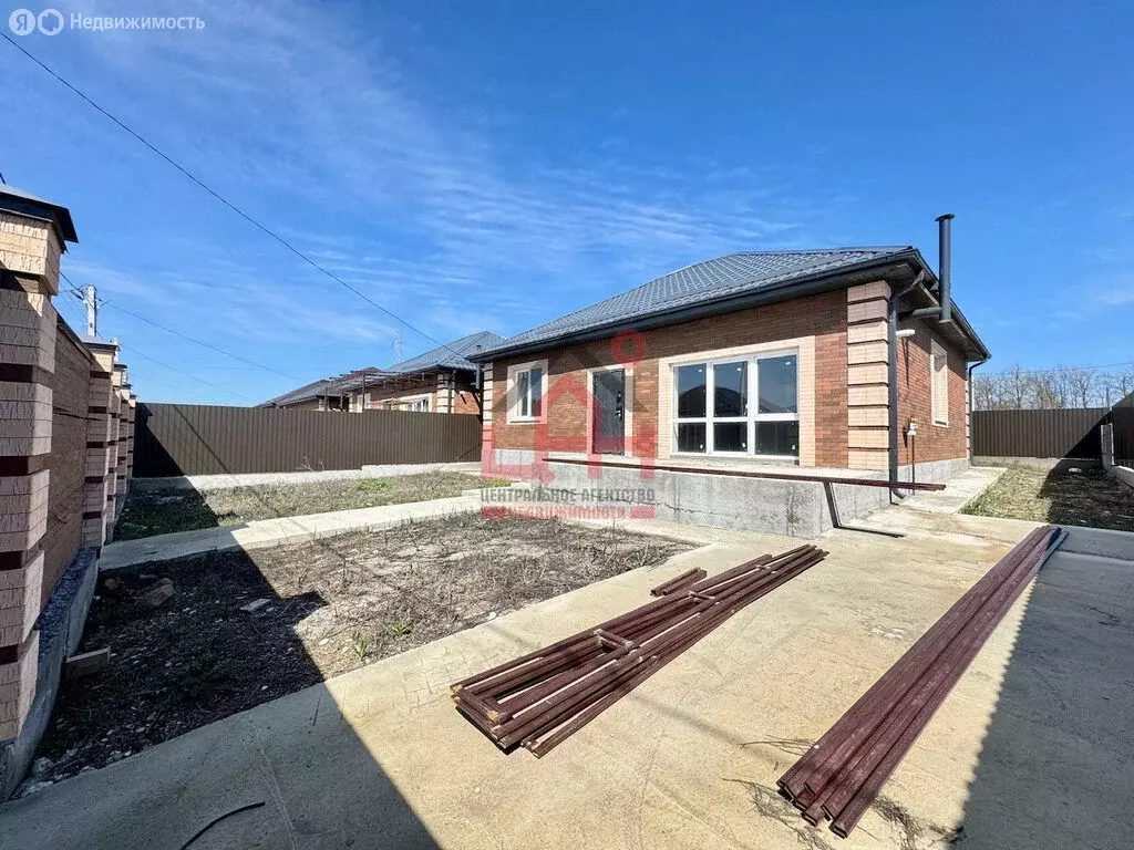 Дом в Ессентуки, улица Романтиков (100 м) - Фото 0