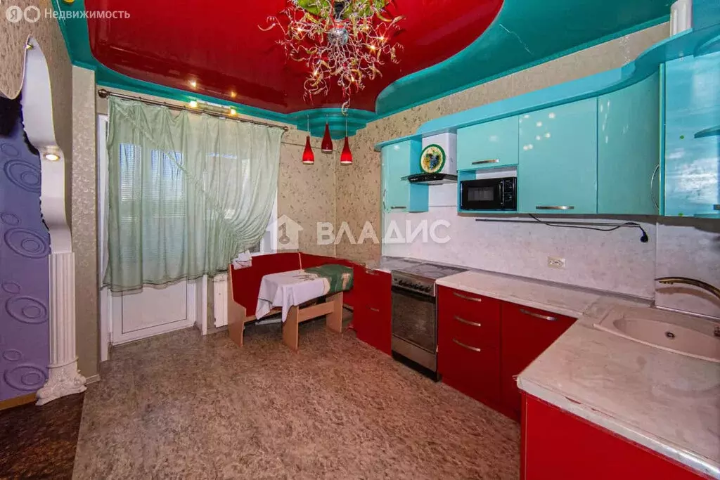 2-комнатная квартира: Благовещенск, улица Ленина, 176/2 (56 м) - Фото 1