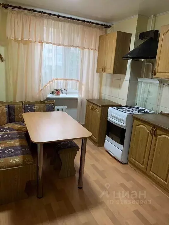 3-к кв. Крым, Симферополь городской округ, Грэсовский пгт пер. ... - Фото 0