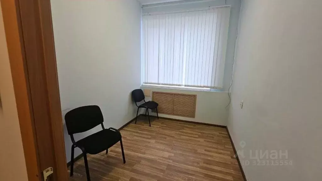 Офис в Новгородская область, Великий Новгород ул. Германа (60 м) - Фото 2