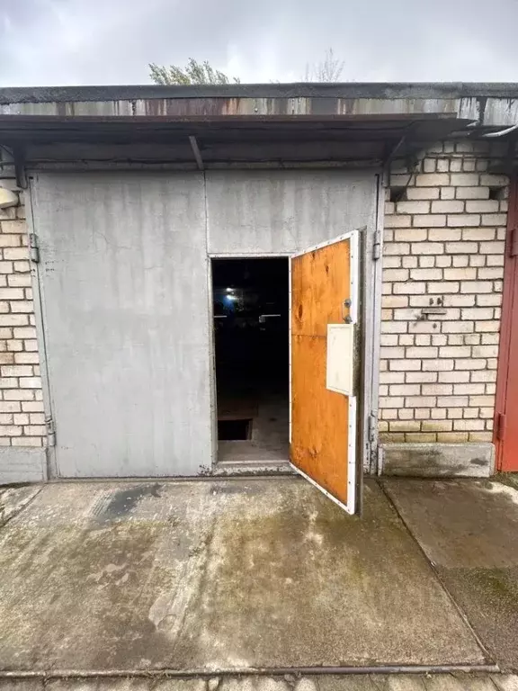 Гараж в Алтайский край, Бийск ул. Вали Максимовой, 56 (22 м) - Фото 1