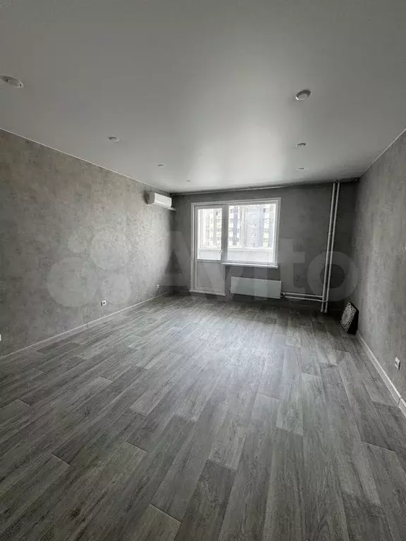 1-к. квартира, 52 м, 2/9 эт. - Фото 1