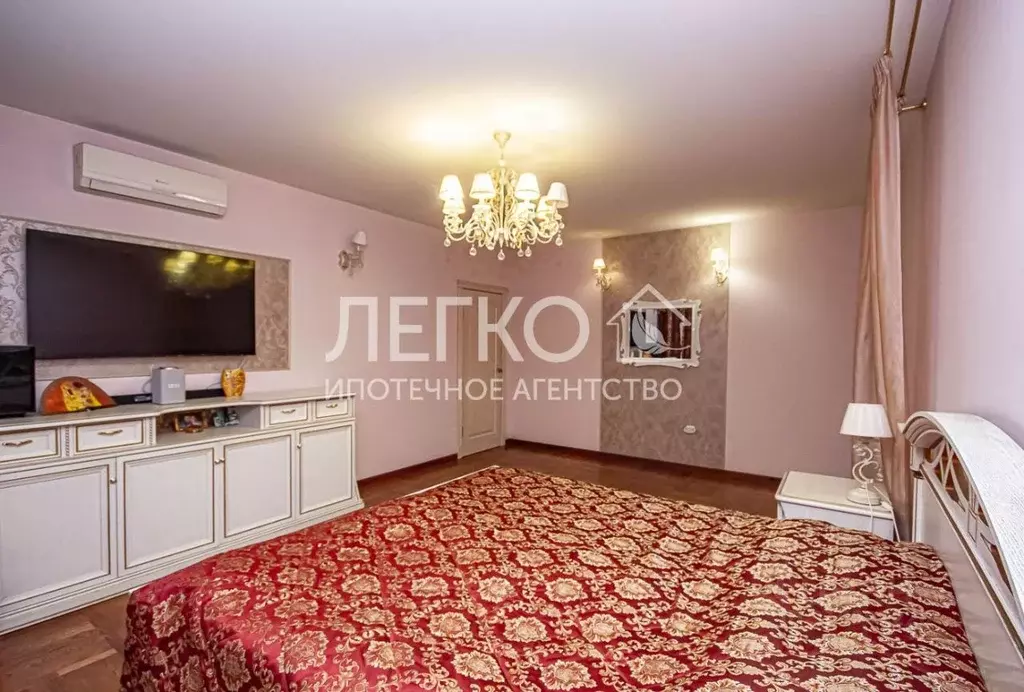 4-к кв. Новосибирская область, Новосибирск ул. Фрунзе, 63 (141.6 м) - Фото 1