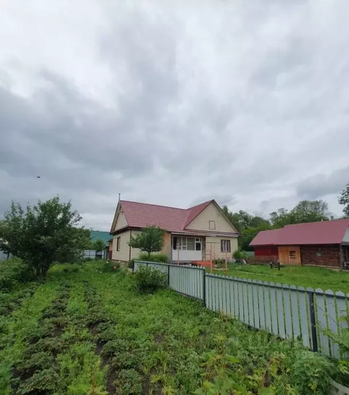 Дом в Башкортостан, с. Чишмы ул. Демская (120 м) - Фото 2