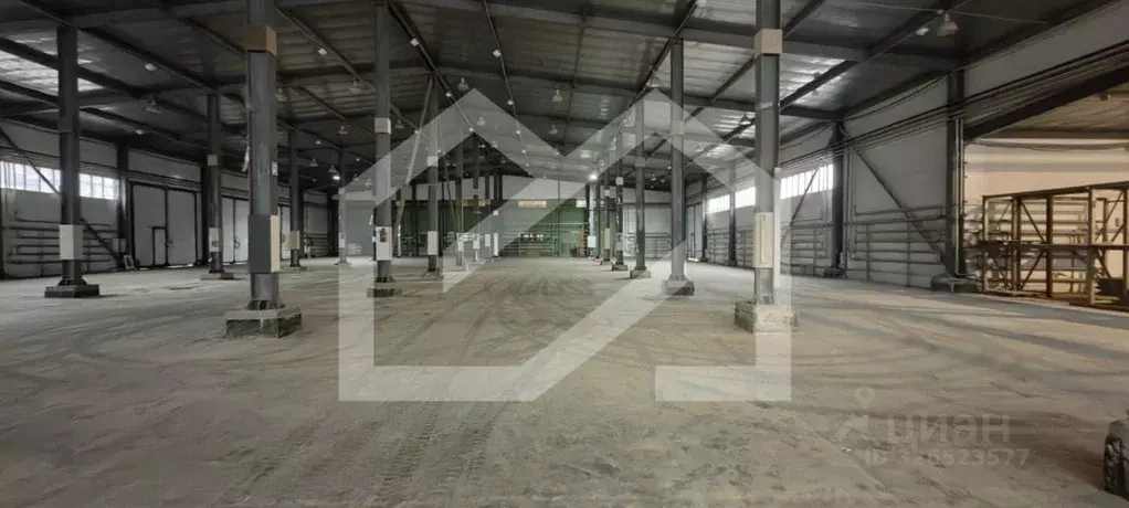 Помещение свободного назначения в Москва д. Сосенки, 16с1 (1500 м) - Фото 1