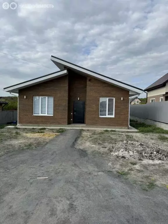 Дом в Старый Оскол, Сергиевская улица, 94 (125 м) - Фото 1