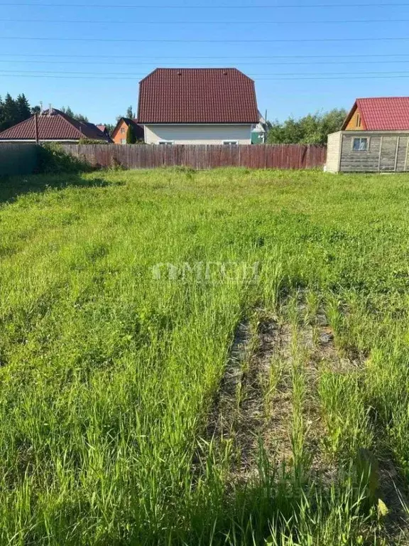 Участок в Московская область, Красногорск городской округ, д. ... - Фото 1