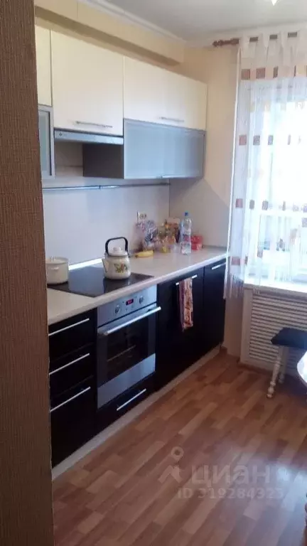 2-к кв. Удмуртия, Ижевск Молодежная ул., 99 (50.1 м) - Фото 0