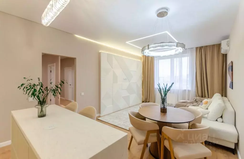 3-к кв. Свердловская область, Екатеринбург ул. Декабристов, 20 (98.0 ... - Фото 0