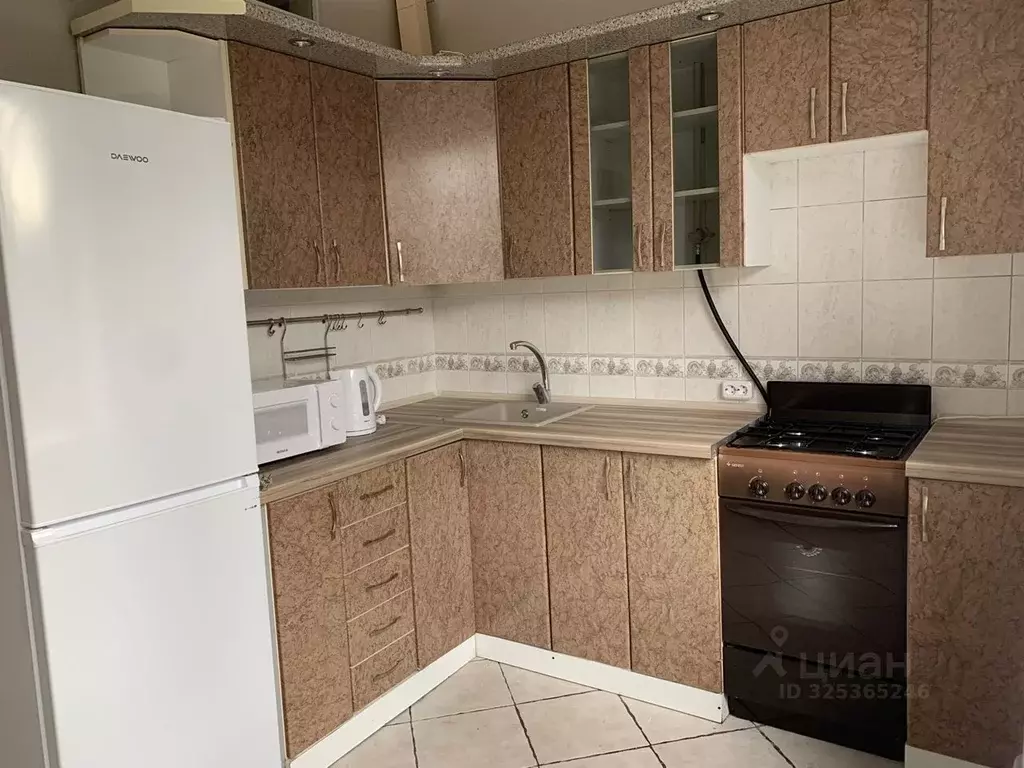 1-к кв. Калининградская область, Калининград ул. Шиллера, 27 (38.0 м) - Фото 2