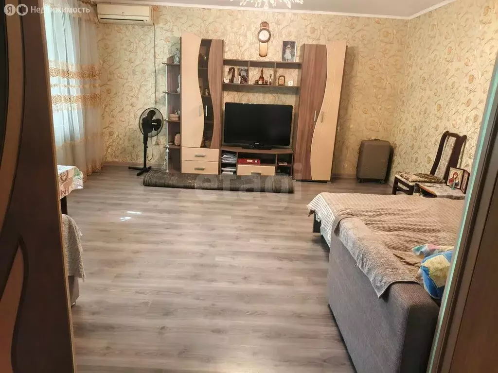 3-комнатная квартира: Севастополь, улица Астана Кесаева, 4 (94.1 м) - Фото 1