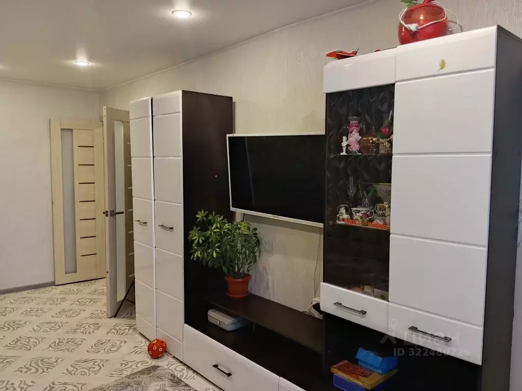 2-к кв. Новгородская область, Боровичи ул. Виталия Бианки, 47 (52.1 м) - Фото 0