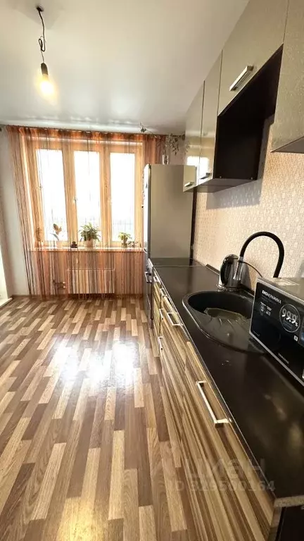 2-к кв. Красноярский край, Красноярск Октябрьская ул., 8 (61.1 м) - Фото 2