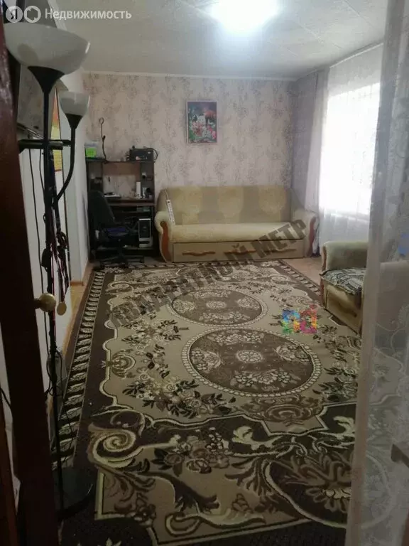 2-комнатная квартира: село Троицкое, улица Будённого, 4 (42 м) - Фото 0