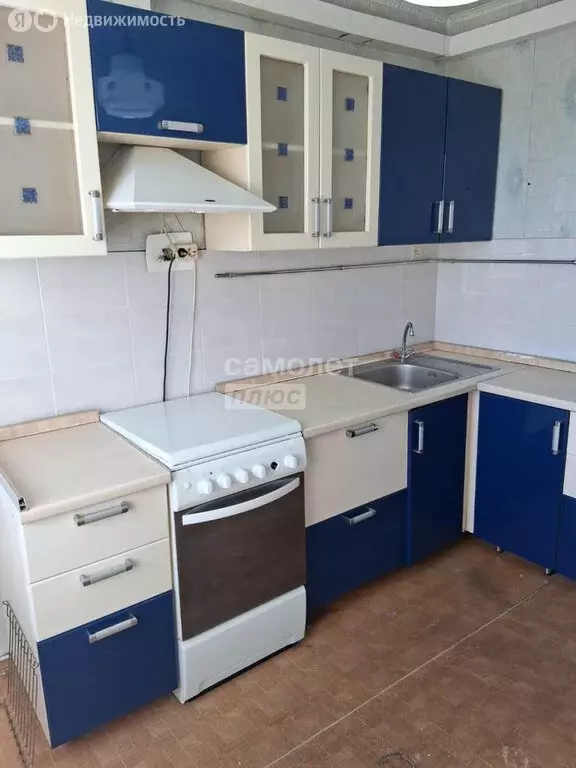 2-комнатная квартира: Новочебоксарск, Пионерская улица, 11 (56.6 м) - Фото 1