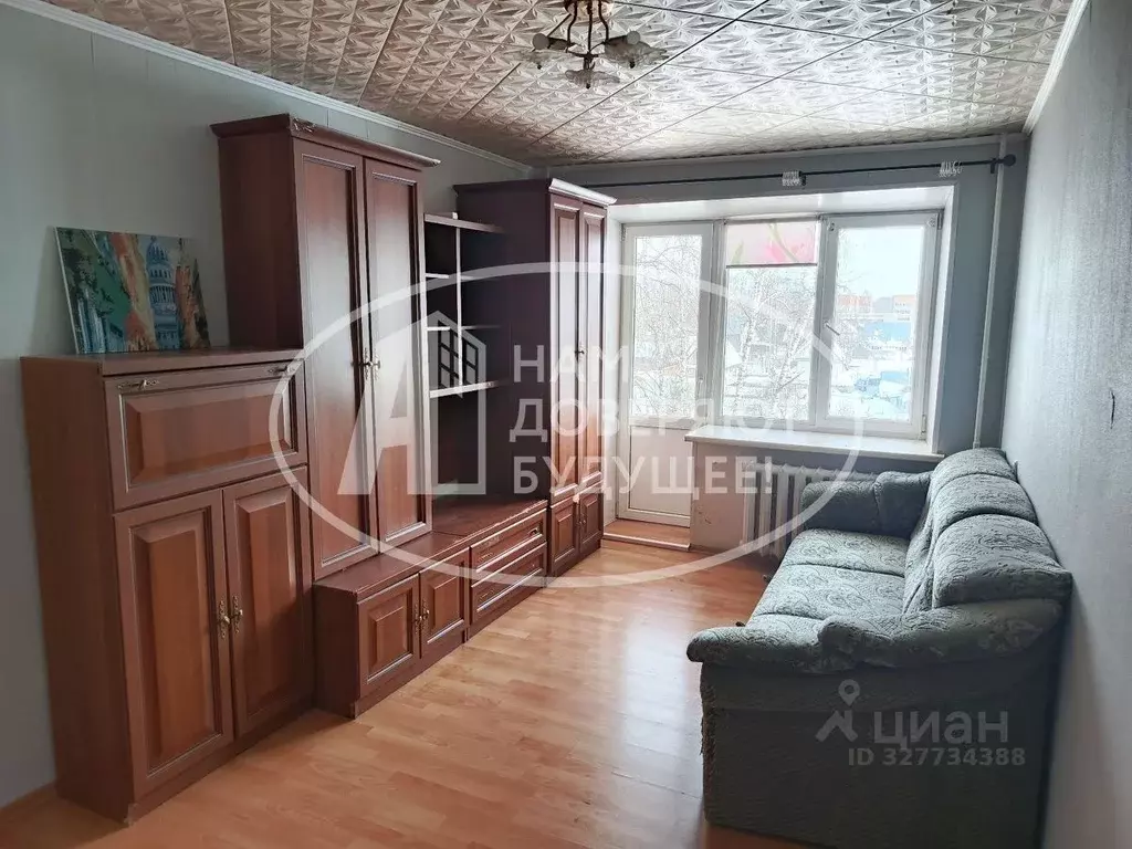 1-к кв. Удмуртия, Глазов ул. Барышникова, 1 (30.0 м) - Фото 1