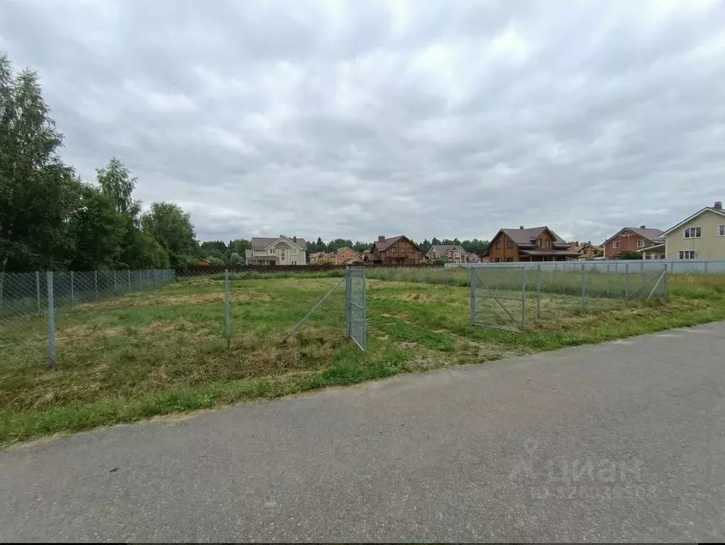 Участок в Московская область, Чехов муниципальный округ, д. Репниково ... - Фото 0