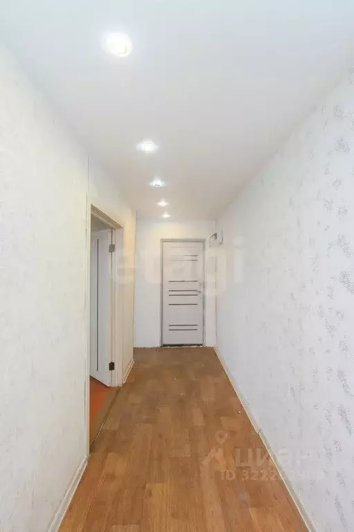 3-к кв. Бурятия, Улан-Удэ ул. Тулаева, 136 (63.7 м) - Фото 0