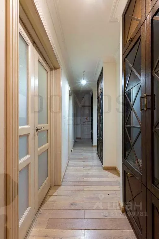 3-к кв. Свердловская область, Екатеринбург ул. Чекистов, 7 (87.2 м) - Фото 0