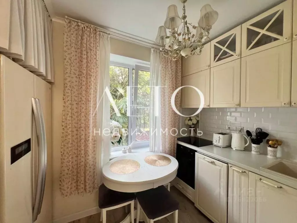 2-к кв. Краснодарский край, Сочи ул. Гагарина, 46 (42.0 м) - Фото 1