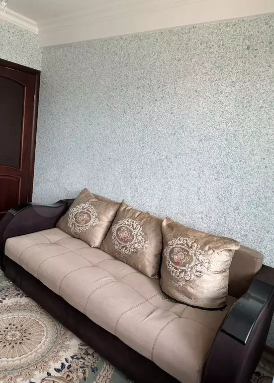Комната 50 м в 2-к., 1/10 эт. - Фото 0