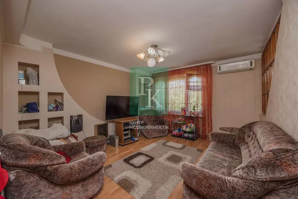 3-к кв. Севастополь ул. Адмирала Фадеева, 21В (63.5 м) - Фото 1