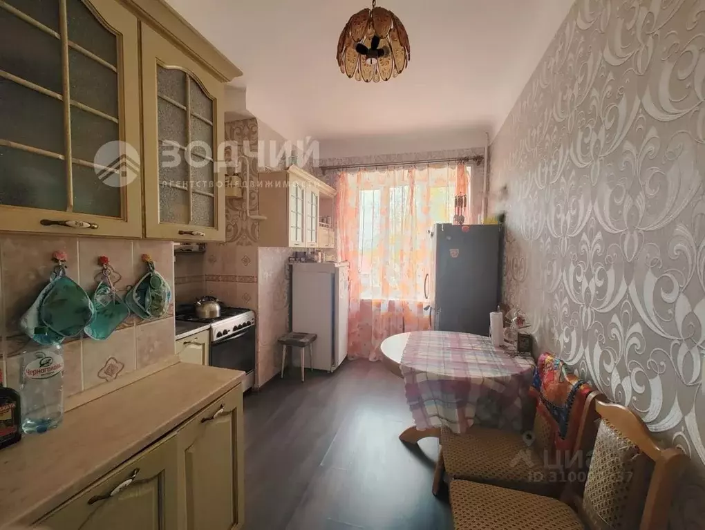 3-к кв. Чувашия, Канаш просп. Ленина, 35 (70.1 м) - Фото 1