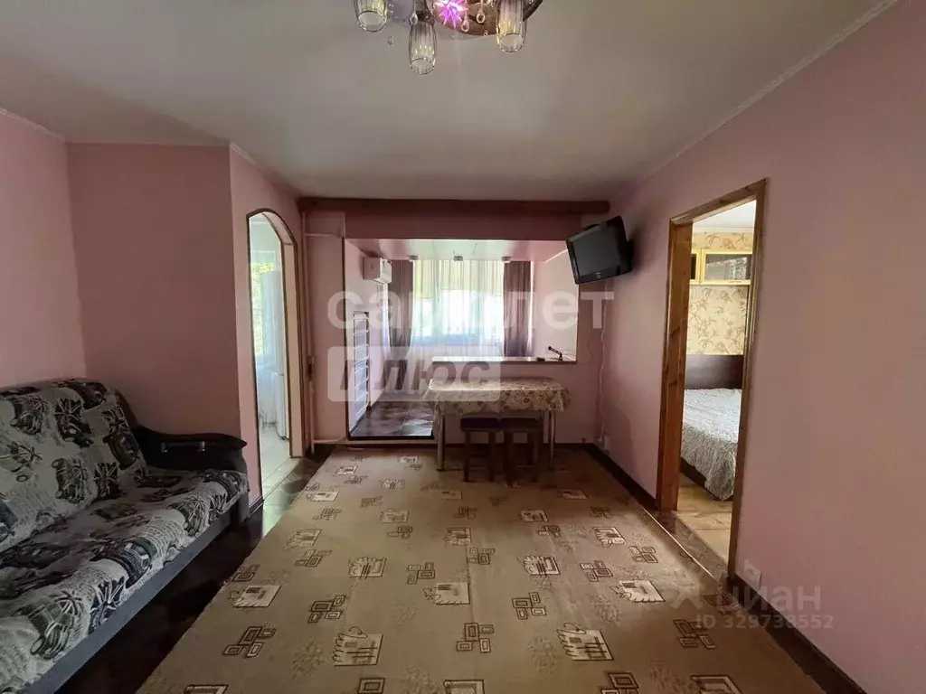 3-к кв. Краснодарский край, Туапсе ул. Фрунзе, 61 (42.0 м) - Фото 1
