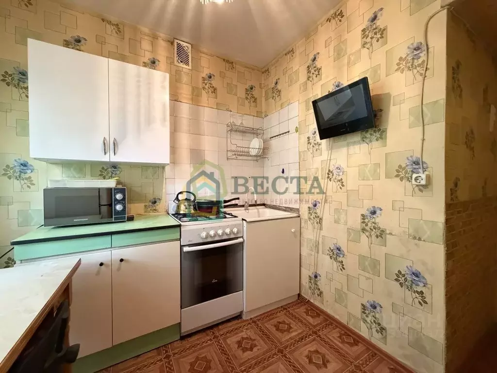 3-к кв. Санкт-Петербург ул. Софьи Ковалевской, 15К1 (56.1 м) - Фото 1