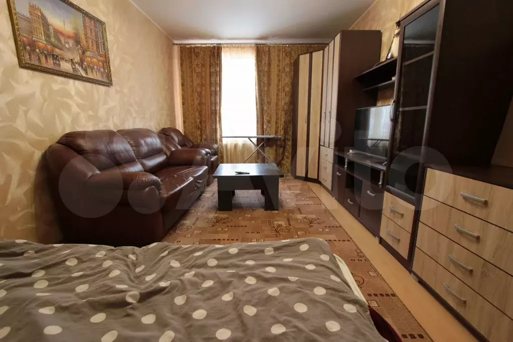 1-к. квартира, 42 м, 4/7 эт. - Фото 0