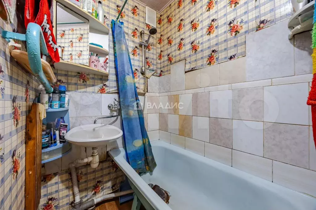 Комната 17,6 м в 4-к., 4/9 эт. - Фото 1