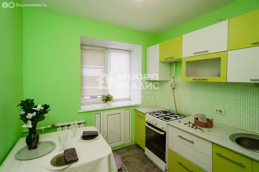 3-комнатная квартира: Омск, проспект Мира, 10Б (40.7 м) - Фото 2