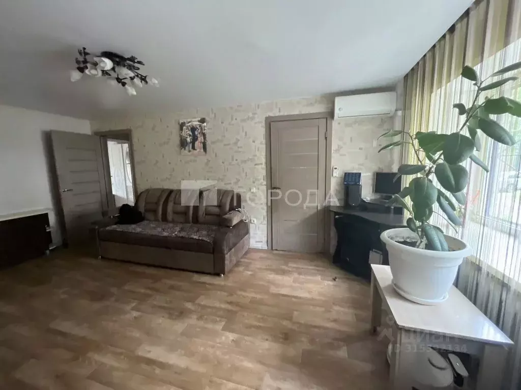 3-к кв. Алтайский край, Барнаул ул. Сизова, 45 (55.6 м) - Фото 0