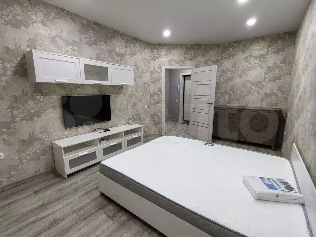 1-к. квартира, 40 м, 3/22 эт. - Фото 1