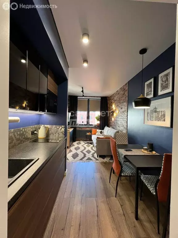 Квартира-студия: Екатеринбург, улица Азина, 22/2 (28.3 м) - Фото 2